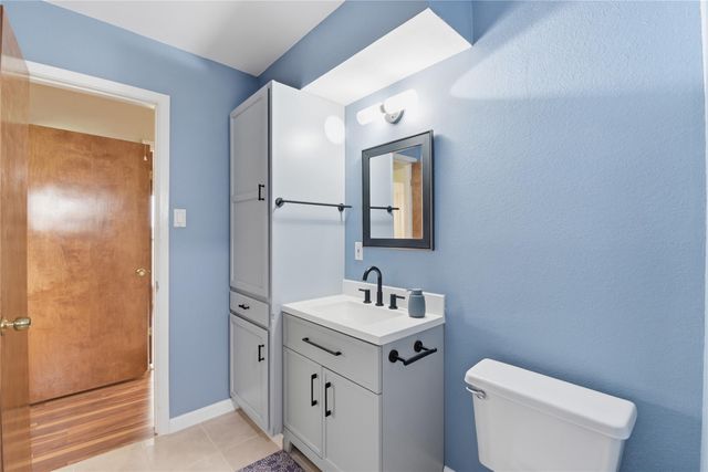 1250 Stockwell, Damon, TX 77430