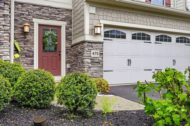 475 Fairmont Dr, Marshall, PA 15090