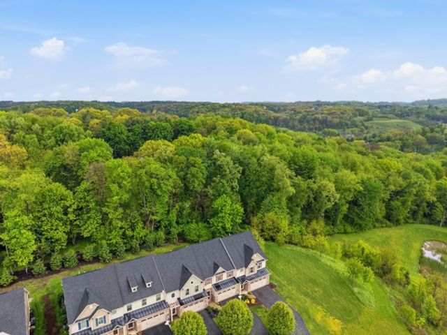 475 Fairmont Dr, Marshall, PA 15090