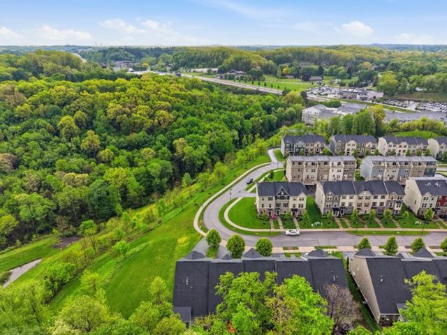 475 Fairmont Dr, Marshall, PA 15090
