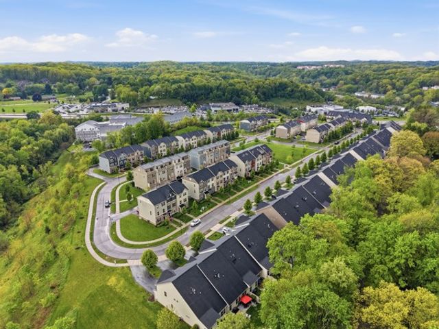 475 Fairmont Dr, Marshall, PA 15090