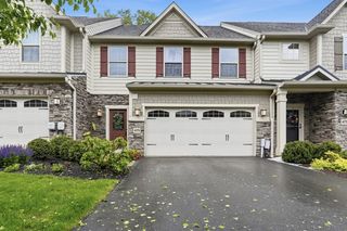 475 Fairmont Dr, Marshall, PA 15090