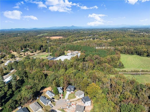 490 Magnolia Grove Place, Cornelia, GA 30531