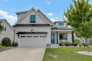 135 Spicer Lake Drive, Holly Ridge, NC 28445