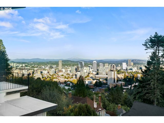 226 Nw MACLEAY Blvd, Portland, OR 97210