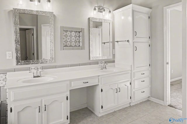 120 Appaloosa Court, Madison, AL 35758