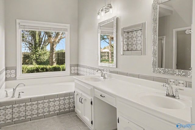 120 Appaloosa Court, Madison, AL 35758