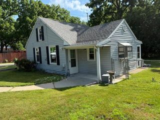 913 Whitewater AVENUE, Fort Atkinson, WI 53538