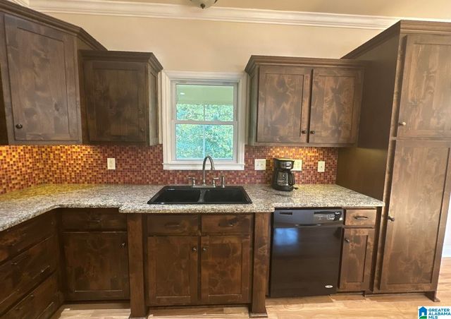 111 HICKORY HILLS LANE, Munford, AL 36268