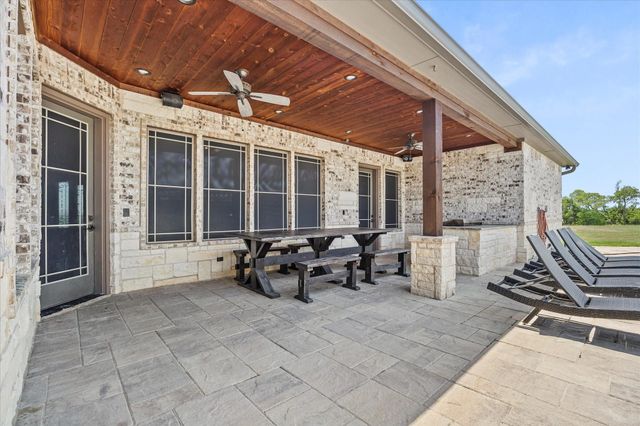 10641 County Road 632, Blue Ridge, TX 75424