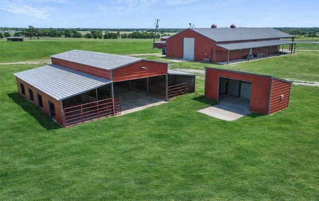 10641 County Road 632, Blue Ridge, TX 75424