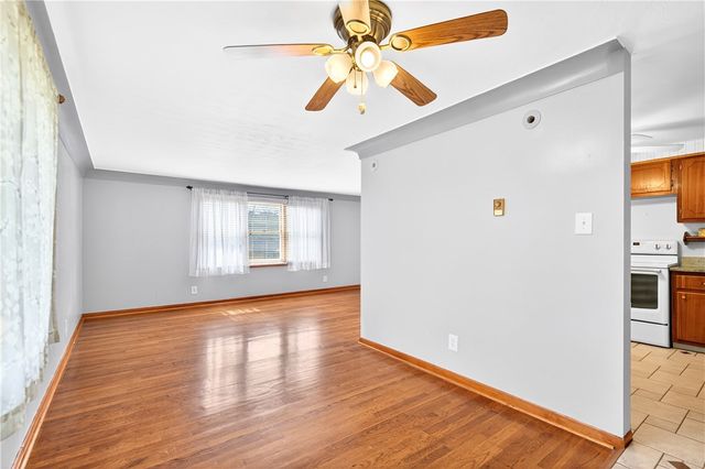 434 ELMHURST DRIVE, Rostraver, PA 15012