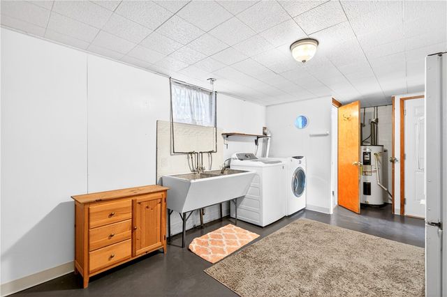 434 ELMHURST DRIVE, Rostraver, PA 15012