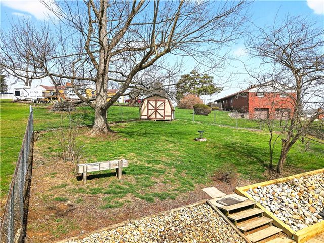 434 ELMHURST DRIVE, Rostraver, PA 15012