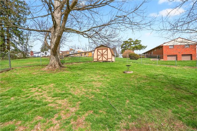 434 ELMHURST DRIVE, Rostraver, PA 15012