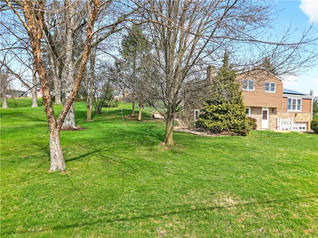434 ELMHURST DRIVE, Rostraver, PA 15012