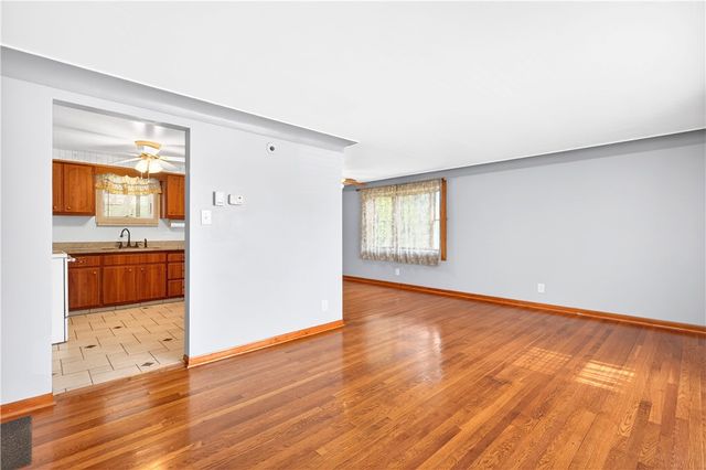 434 ELMHURST DRIVE, Rostraver, PA 15012