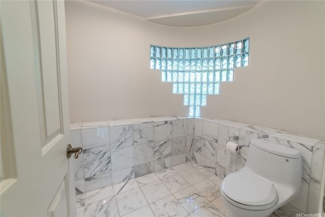 4640 Aukai Avenue, Honolulu, HI 96816