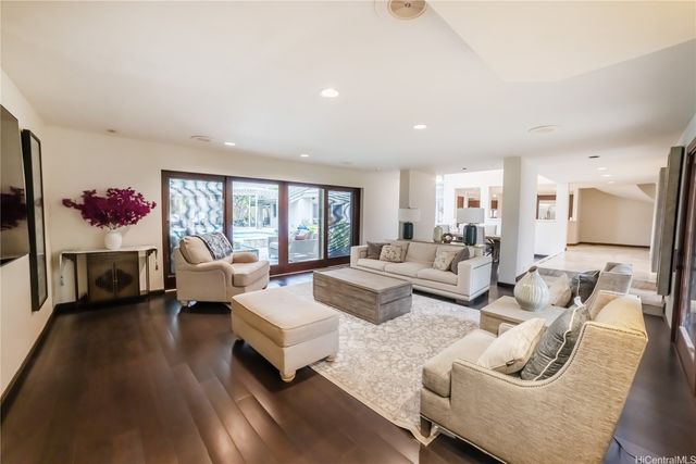 4640 Aukai Avenue, Honolulu, HI 96816