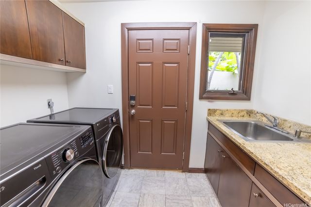 4640 Aukai Avenue, Honolulu, HI 96816