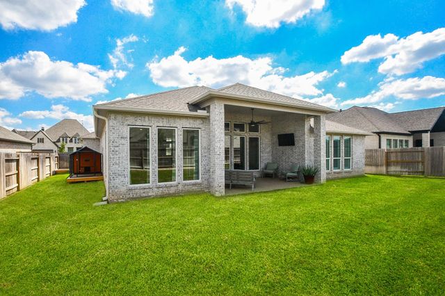 30314 Brook Point Court Court, Fulshear, TX 77441