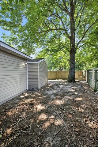 3809 Clearwood CT, Virginia Beach, VA 23453