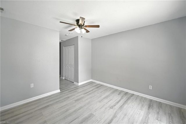 3809 Clearwood CT, Virginia Beach, VA 23453