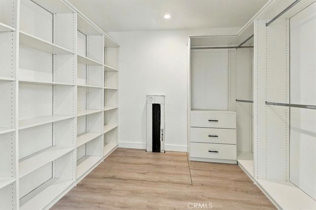 1427 N Bronson Ave, Los Angeles, CA 90028