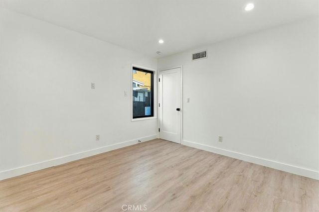 1427 N Bronson Ave, Los Angeles, CA 90028