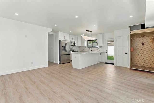 1427 N Bronson Ave, Los Angeles, CA 90028