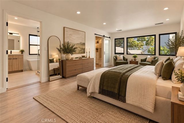 1427 N Bronson Ave, Los Angeles, CA 90028