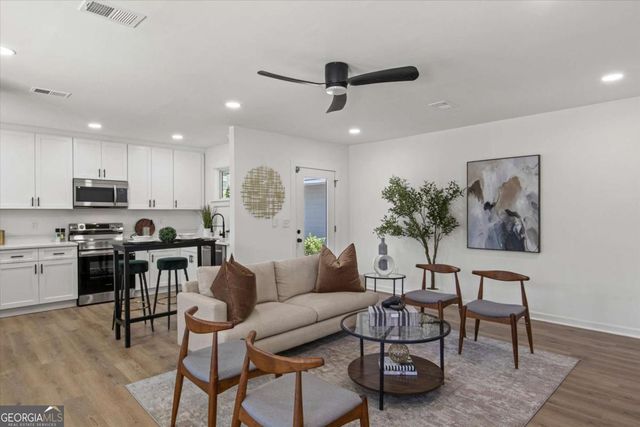 3634 Oakleaf Pass, Fairburn, GA 30213