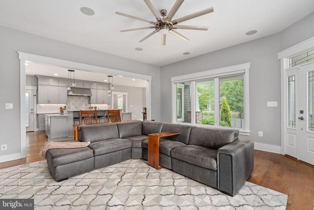 6912 BARCLAY DR, Fredericksburg, VA 22407