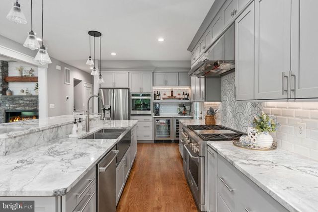 6912 BARCLAY DR, Fredericksburg, VA 22407