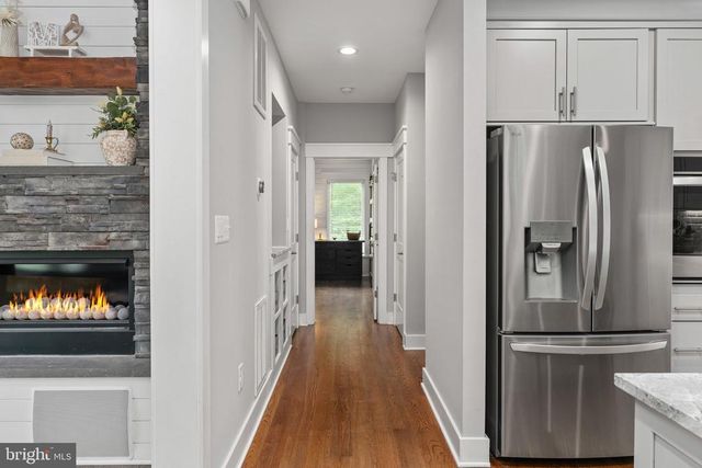 6912 BARCLAY DR, Fredericksburg, VA 22407