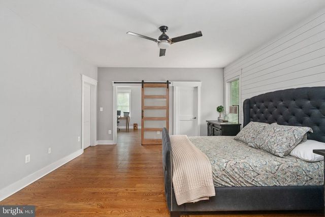 6912 BARCLAY DR, Fredericksburg, VA 22407