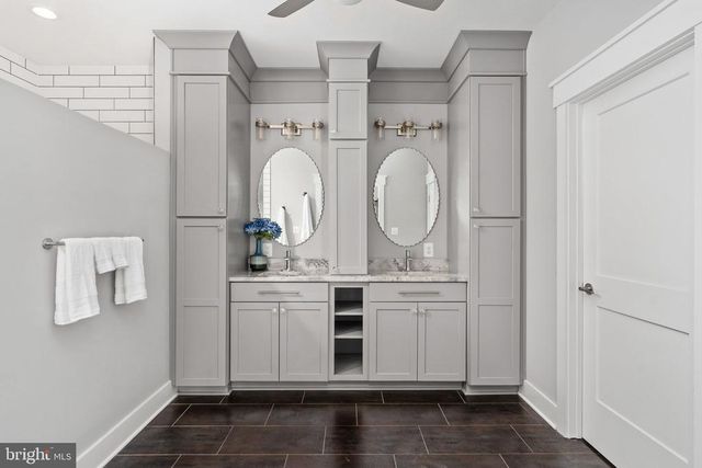 6912 BARCLAY DR, Fredericksburg, VA 22407