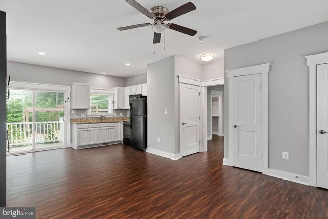6912 BARCLAY DR, Fredericksburg, VA 22407