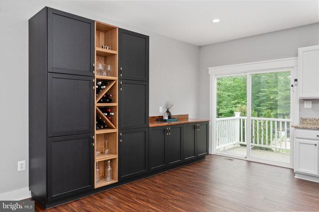 6912 BARCLAY DR, Fredericksburg, VA 22407