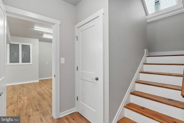 6912 BARCLAY DR, Fredericksburg, VA 22407