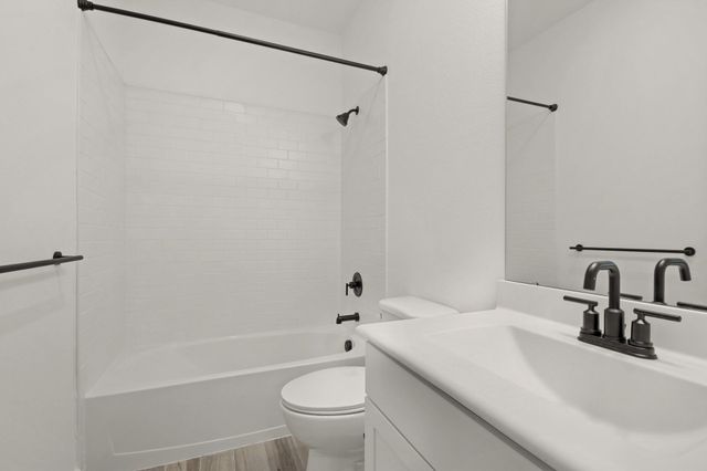 588 Day Station Drive, Dayton, TX 77535