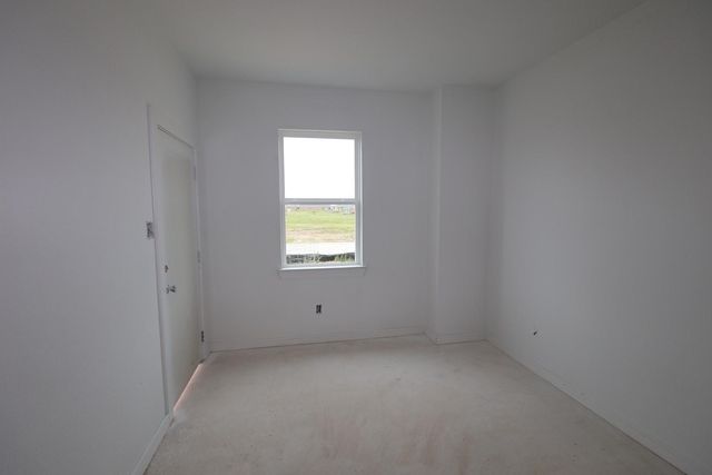 588 Day Station Drive, Dayton, TX 77535