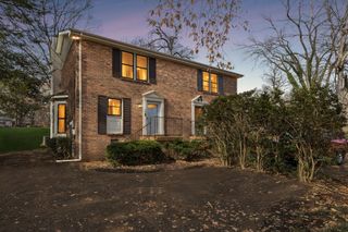 3323 Lealand Ln, Nashville, TN 37204