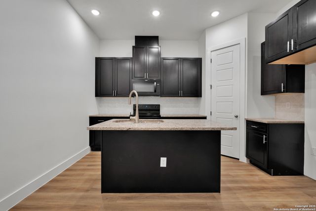 5146 Kelwood St Unit 103, San Antonio, TX 78250