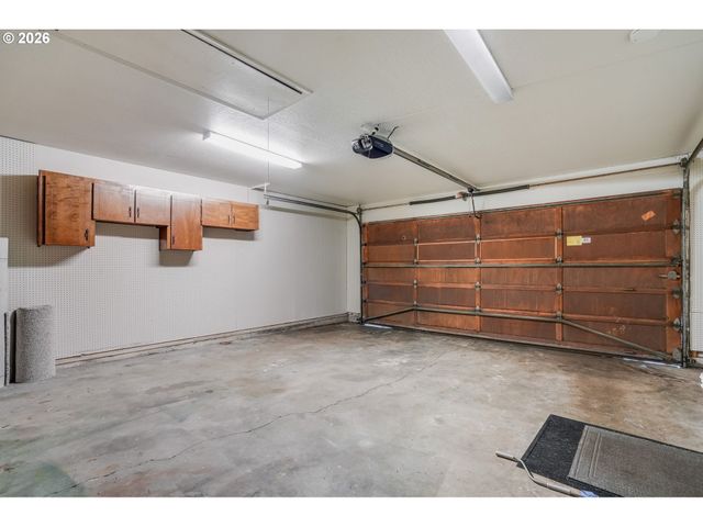 904 Ne 196TH Ave, Portland, OR 97230