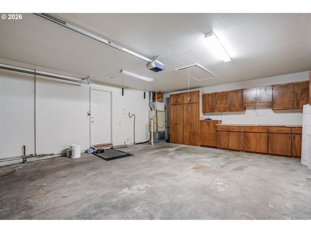 904 Ne 196TH Ave, Portland, OR 97230