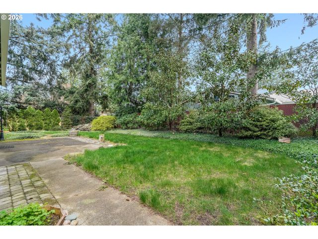 904 Ne 196TH Ave, Portland, OR 97230