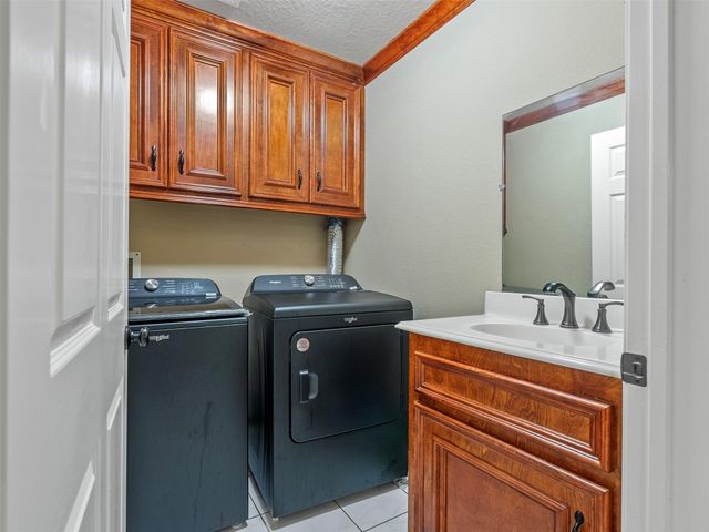 21007 Cook Road, Tomball, TX 77377