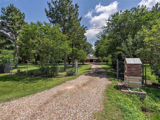 21007 Cook Road, Tomball, TX 77377
