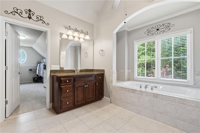4607 Cardinal Ridge Way, Flowery Branch, GA 30542